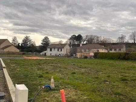 terrain constructible viabilisé à vendre