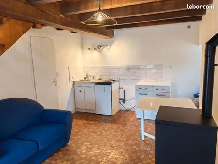 t2 rénové avec terrasse