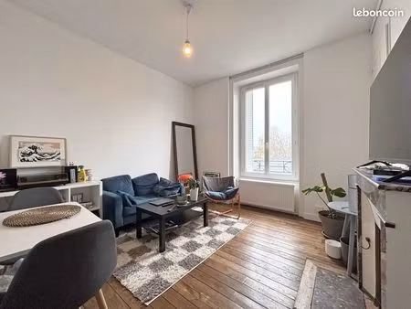 appartement 2 pièces 42 m²