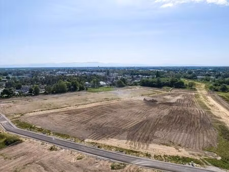 terrain constructible viabilisé à vendre