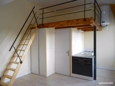 studio proche cenre ville