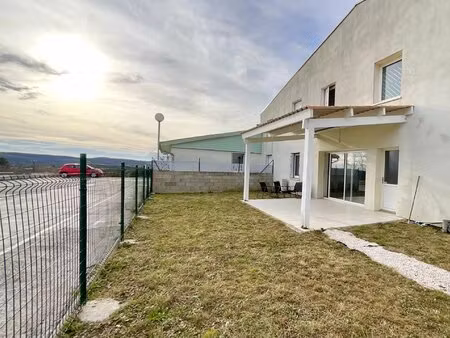 appartement t5 meublé  avec jardin  terrasse  et garage.