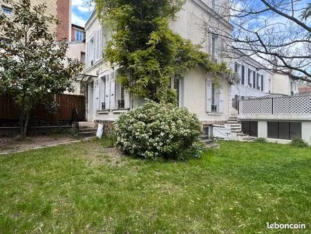 chalet 7 pièces 200 m²