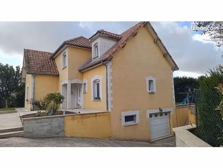 belle maison familiale à louer