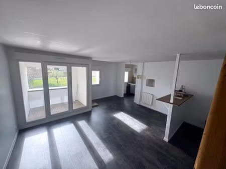 appartement t3 bis en duplex – quartier gare d’oissel - avec parking privatif securisé et 