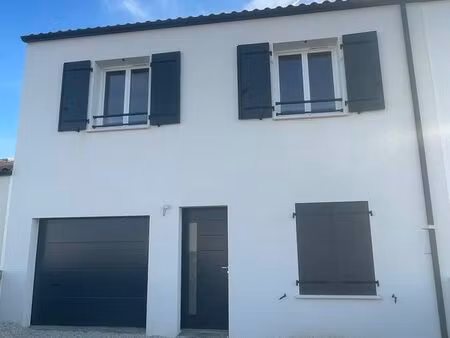 maison 3 chambres ferrières