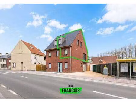 appartement duplex récent avec terrasse et garage à elene (…