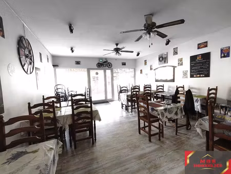 ria - fonds de commerce restaurant avec terrasse emplaceme