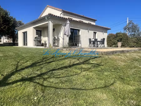 ales  villa de type f6 de 191 m2 sur 1270 m2 de terrain clos