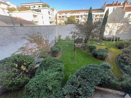 vente appartement 6 pièces 132 m² villeurbanne (69100)