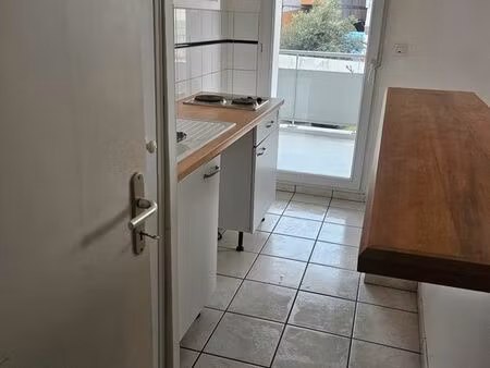 appartement type t2 '(m2 plus balcom 12m2