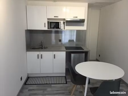 studio meublé centre ville refait à neuf