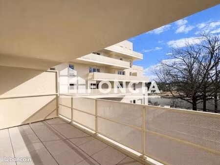 appartement 3 pièces 63 m²