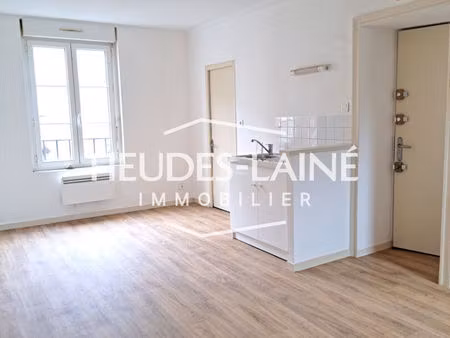 a louer : avranches - studio - non meublé