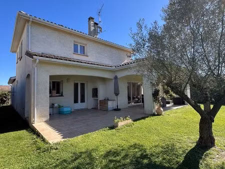 villa avec grand jardin saint-simon