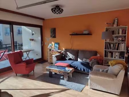 appartement 3 chambres à schaerbeek  lumineux et spacieux