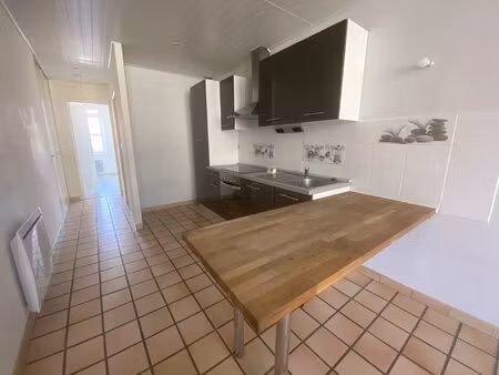 beau t2 à louer en centre-ville