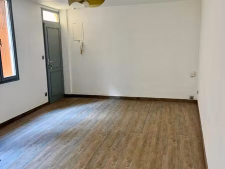 location appartement 1 pièce 26 m² à rouen (76000)