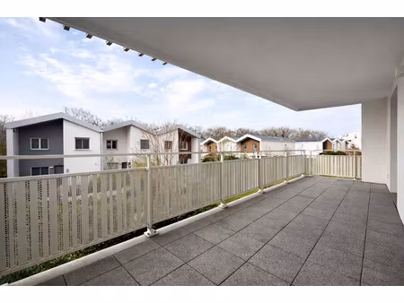 bayonne appartement t4 avec deux stationnements au calme et