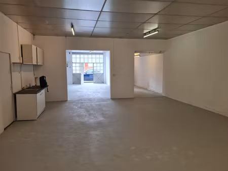 la coupiane entrepot 125 m2