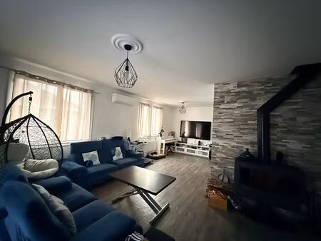 bron ? belle maison familiale 180 m² avec piscine sur terrain de 767 m²