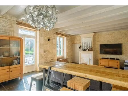 maison de ferme rénovée à 10 minutes de niort