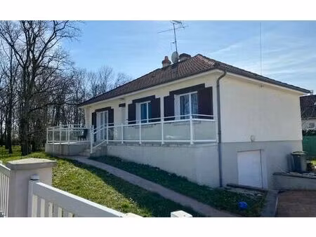 location maison  m² t-4 à saran  1 024 €