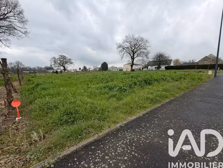 terrain à bâtir à issé (44520)