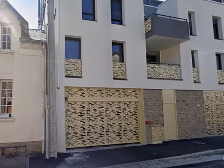 location garage box et parking à nantes canclaux - mellinet (44000) : à louer / 13m² nante