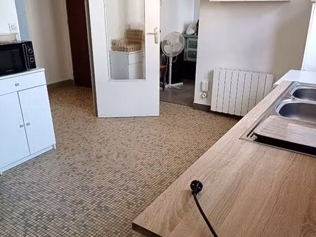 ? spacieux appartement t3 avec jardin clos