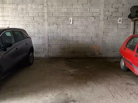 location place de parking