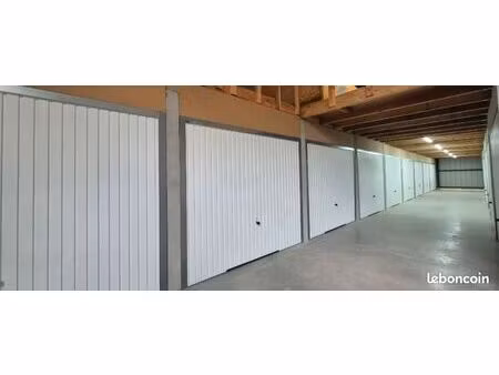 box de stockage garde meuble à louer