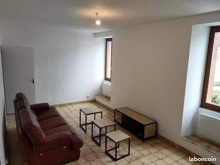 t2 rénové et meublé  centre aubin