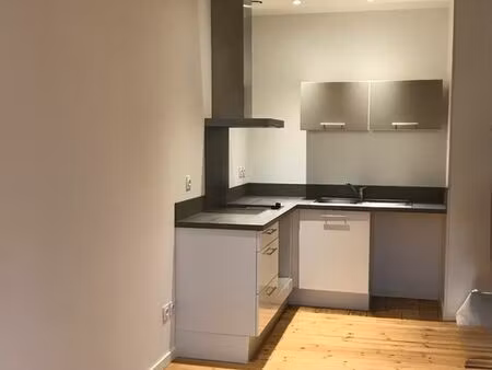 a louer st affrique t2 cv