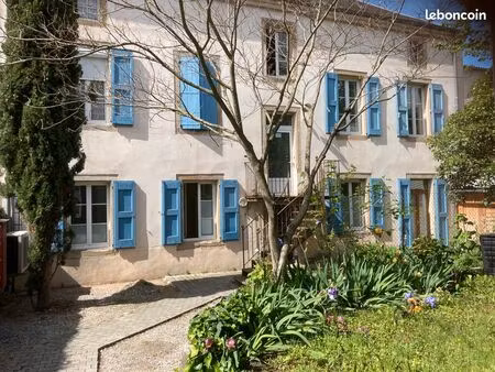 charmant f3 au centre-ville avec jardin