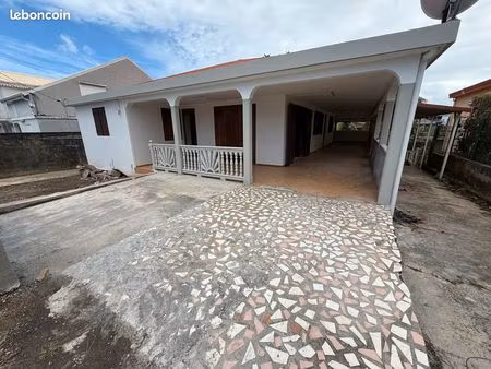 grand f4 meublé renové à louer