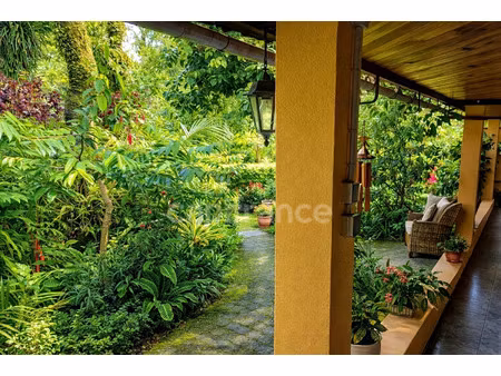 maison à vendre sainte rose 5 pièce(s) 114m2 291 000€