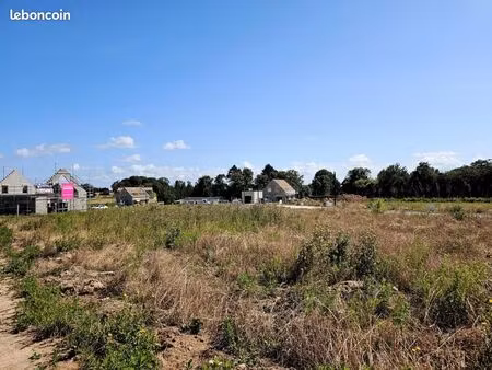 terrain 270 m² douvres la delivrande