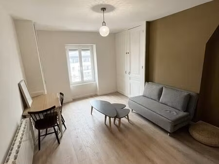 studio meublé à lyon 9ème – métro vaise