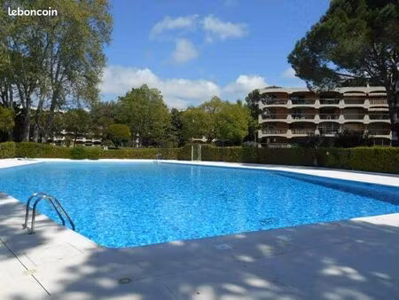 coup de cœur studio meublé résidence avec piscine