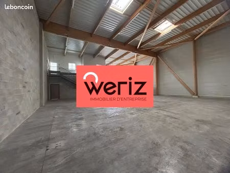 local industriel 200 m²