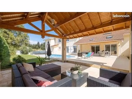 maison - 10 pièces - 282 m² - calme et verdure