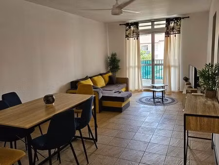 t2 à louer chateauboeuf