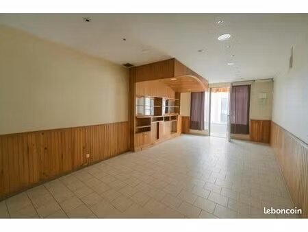 local commercial à louer 32m2 – avenue pierre semard