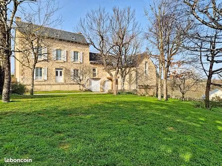 maison 6 pièces 183 m²