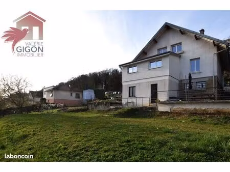 propriété 7 pièces 138 m²