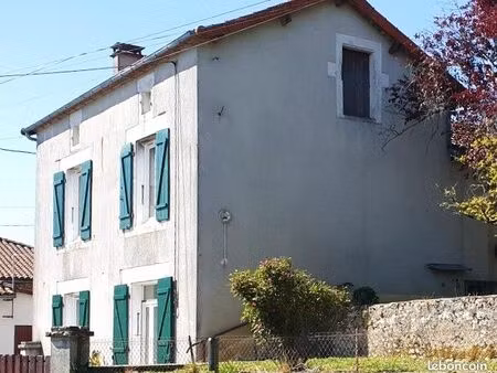 maison de village - 2 chambres - 83m²