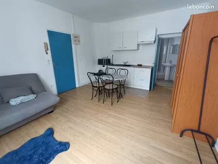 studio meublé très bon état secteur saint martin