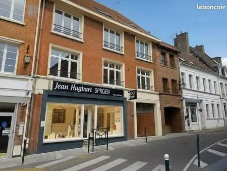 grand f2 - bonne isolation - centre-ville