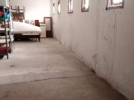 garage / parking / box